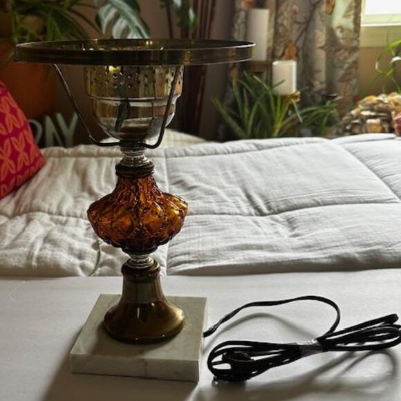 Other - Vintage Electric Amber Hobnail Lamp 11" Tall MCM Italy Marble Base